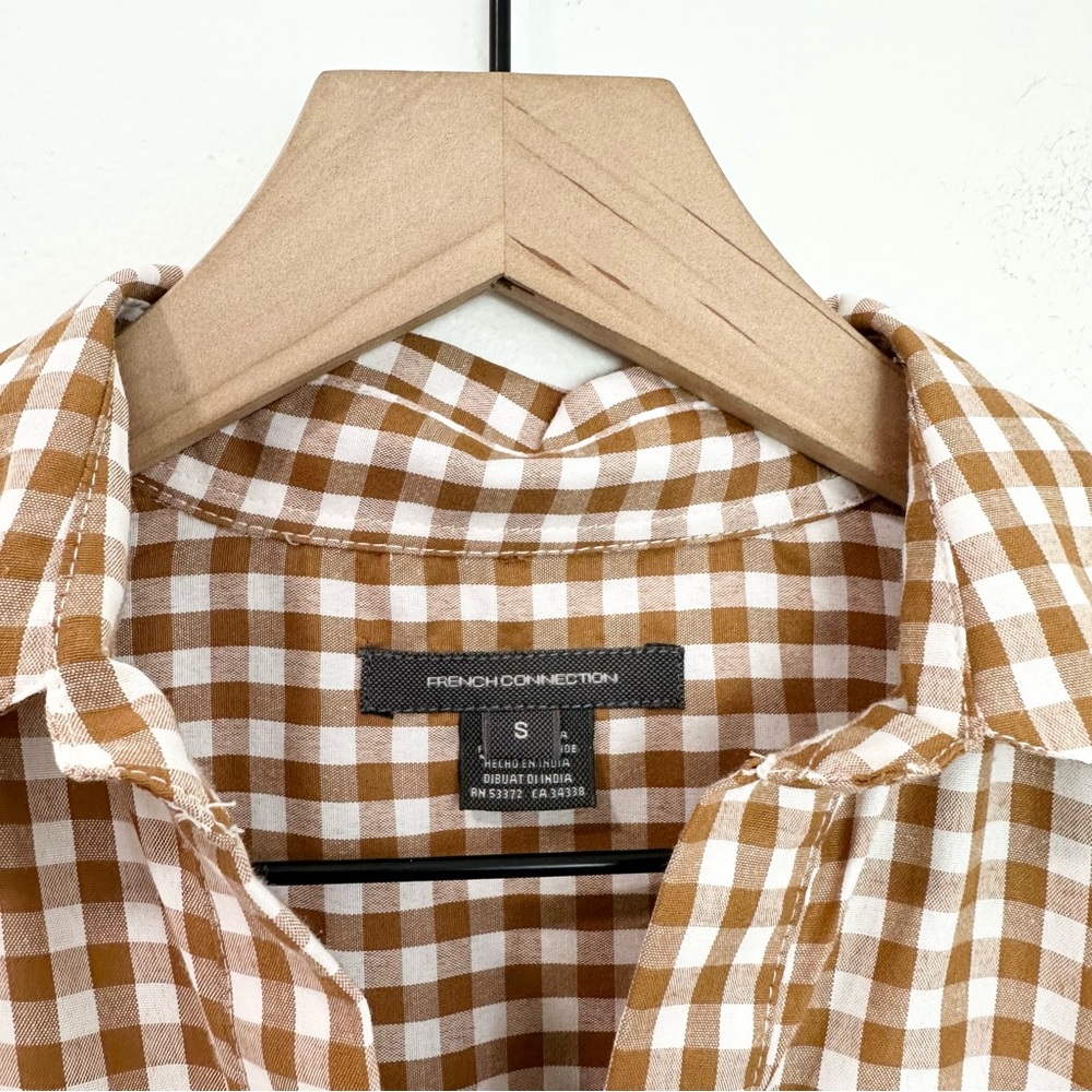French Connection Gingham Plaid Split Popover Shirt Tan White Size small - Picture 4 of 5